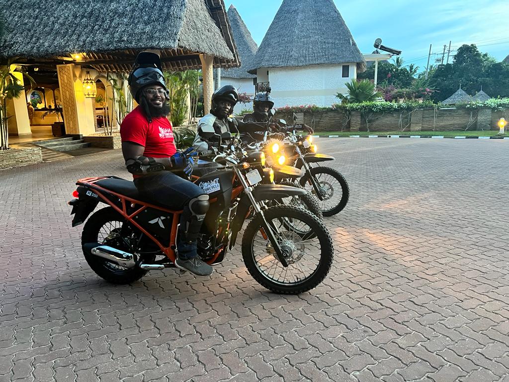 AMT MOTORCYCLE ADVENTURES_4